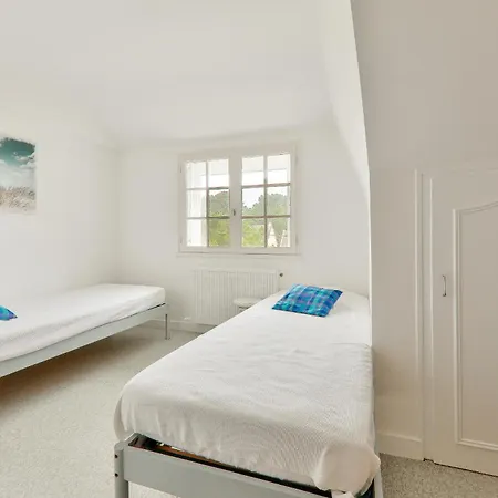 Maison Pour 8 Avec Jardin, 300 M De La *