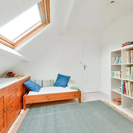 Maison Pour 8 Avec Jardin, 300 M De La